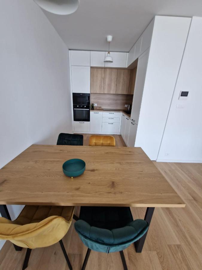 New Downtown Apartment Couple Minute From The Old Town Bratislava Exterior photo
